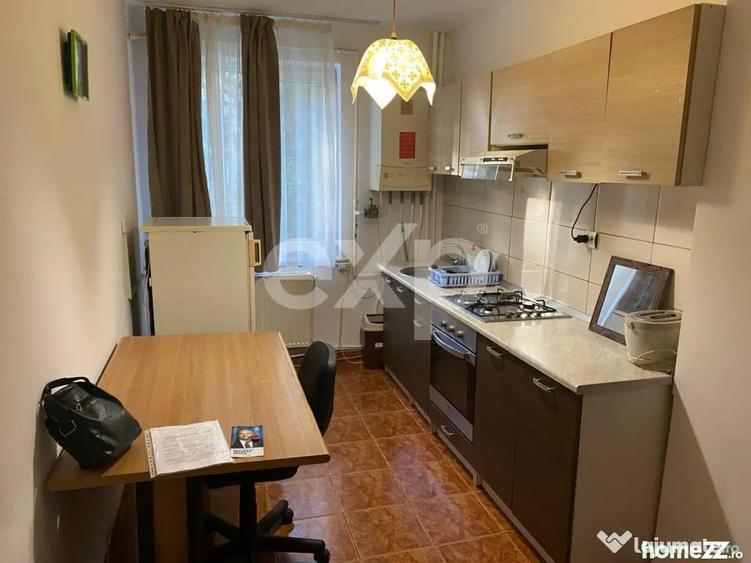 Apartament cu 2 camere semidecomandat în Central