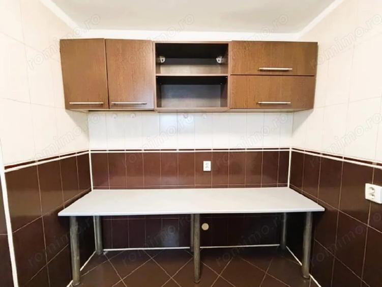 Apartament cu 3 camere decomandat în Nicolae Titulescu