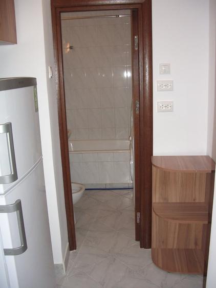 Garsonieră decomandată în Banu Manta