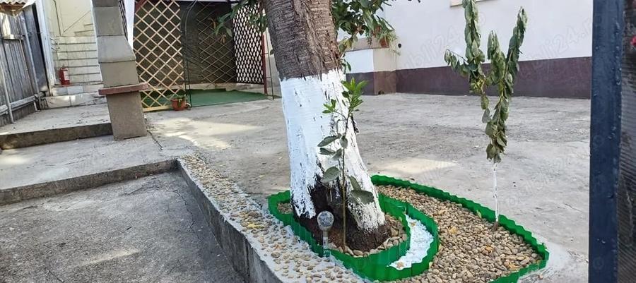Garsonieră decomandată în Casa de Cultură