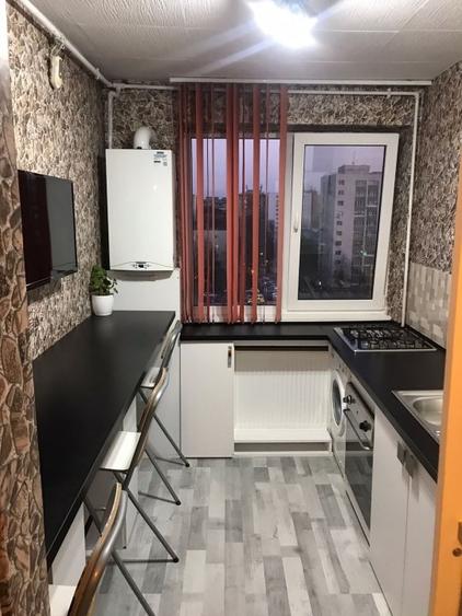 Apartament cu 2 camere semidecomandat, mobilat în Drumul Taberei — fotografia 1
