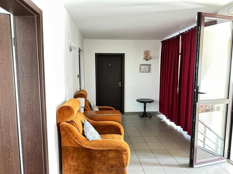 Casă individuală cu 9 camere cu Teren 900 Mp în Ultracentral
