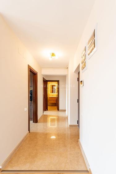 Apartament cu 3 camere decomandat în Giulești Sârbi