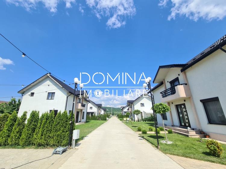Casă individuală cu 4 camere cu Piscina în Șișești