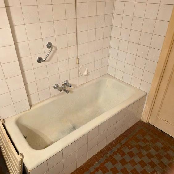 Apartament cu 2 camere decomandat în Sala Palatului