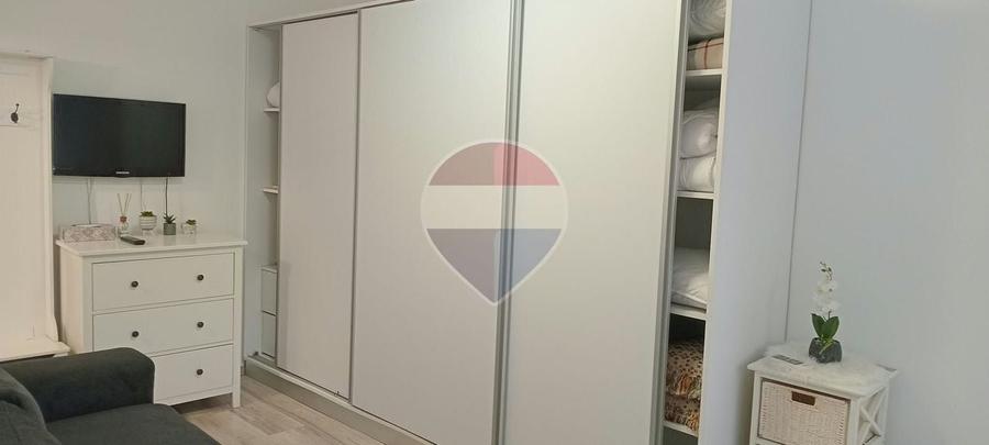 Garsonieră decomandată, mobilată în Micălaca