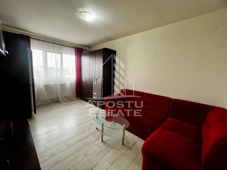 Apartament cu 2 camere semidecomandat, mobilat în Bucovina