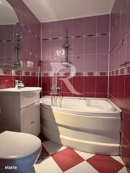 Apartament cu 3 camere semidecomandat în Iosia