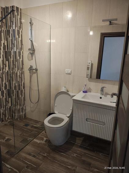Casă cu 2 camere cu Teren 400 Mp în Central
