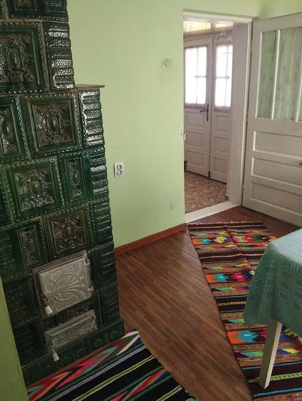 Casă cu Teren 1900 Mp în Sascut