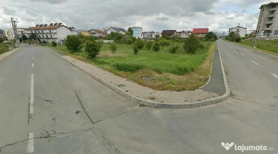 Teren de 1000 mp, în Central