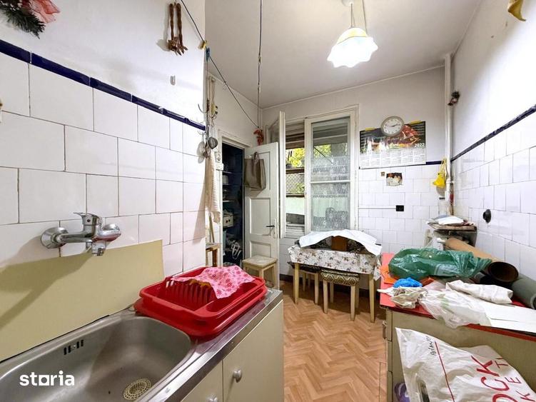 Apartament cu 3 camere în Tei
