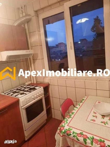 Apartament cu 2 camere semidecomandat în 1 Mai