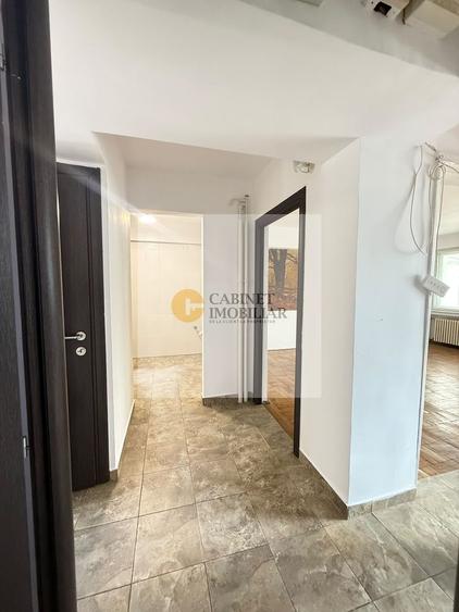 Apartament cu 3 camere decomandat în Cișmigiu