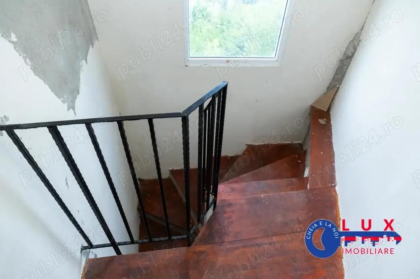 Casă cu 4 camere cu Teren 326 Mp în Somova