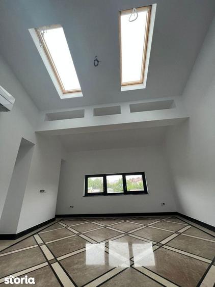 Apartament cu 8 camere în Mitropolie