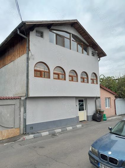 De vanzare 2 proprieta?i ie?ire pe 2 strazi Aparatori Patriei - 2