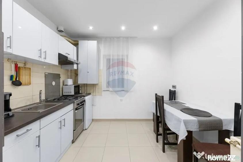 Apartament cu 3 camere decomandat în UTA