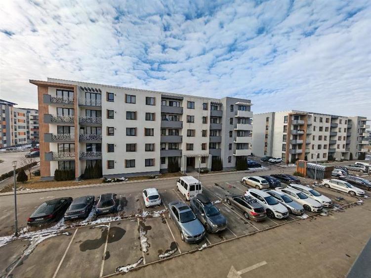Inchiriem Apartament 2.5 Camere, Partial mobilat, Decomandat, Tractorul - 4