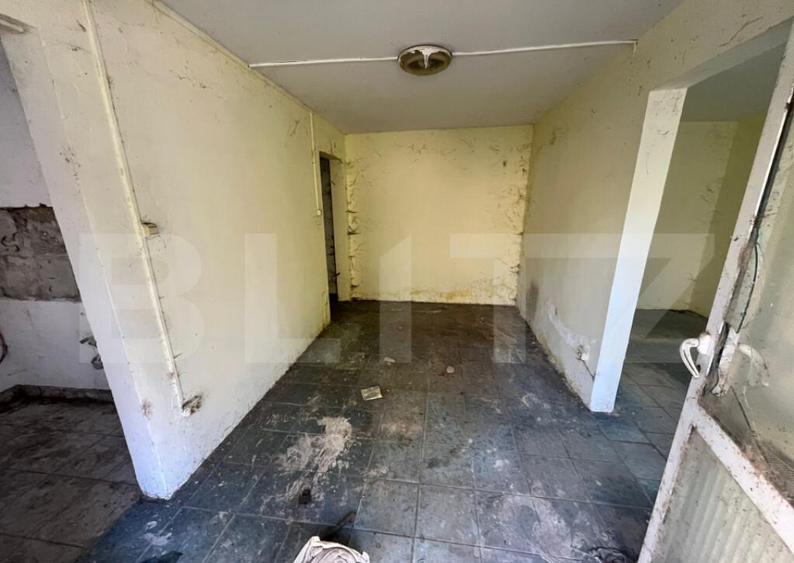 Apartament 2 camere, 30 mp, zona Micro 9 - 5