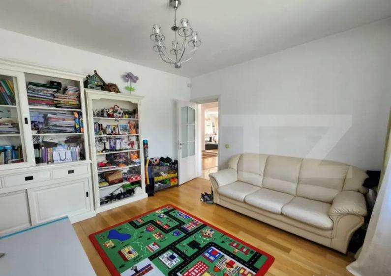 Vila Exclusivista , 300mp utili si teren de 1300mp, Santan - 9