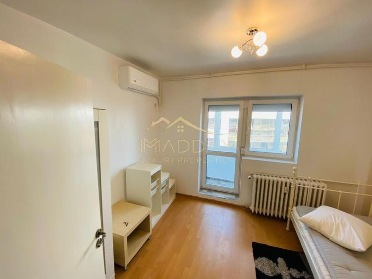 Apartament spațios cu 4 camere, vedere spectaculoasă către Palatul Parlamentului - 17