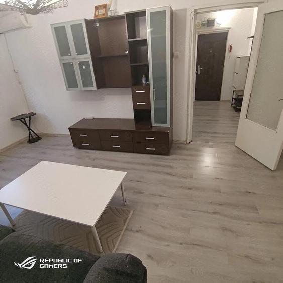 Inchiriez apartament cu 3 camere - 5