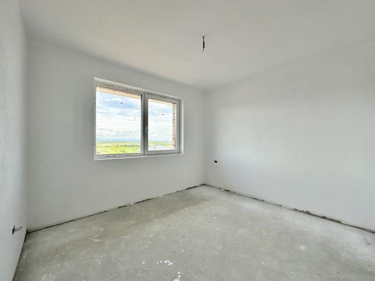 Casa individuala, 150 mp, 4 camere, 4 bai, teren 450 mp, Dezmir - 17