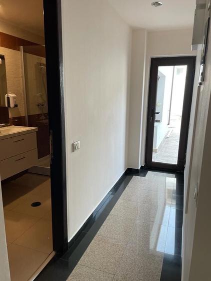 Piata Victoriei | Cladire de Birouri de vanzare - 7