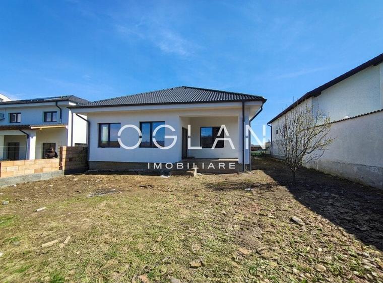 Casa moderna pe un singur nivel, Selimbar 130 mp - 1