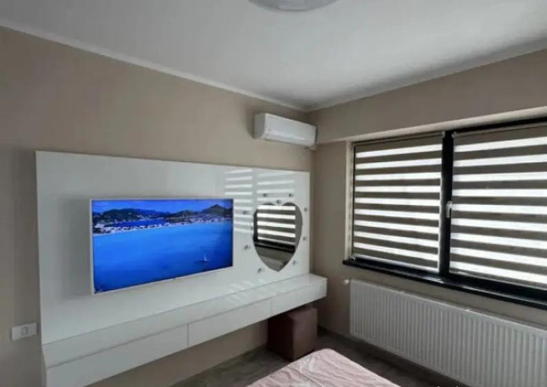 Apartament 2 camere de vanzare Mamaia, vedere mare ?i lac - 1