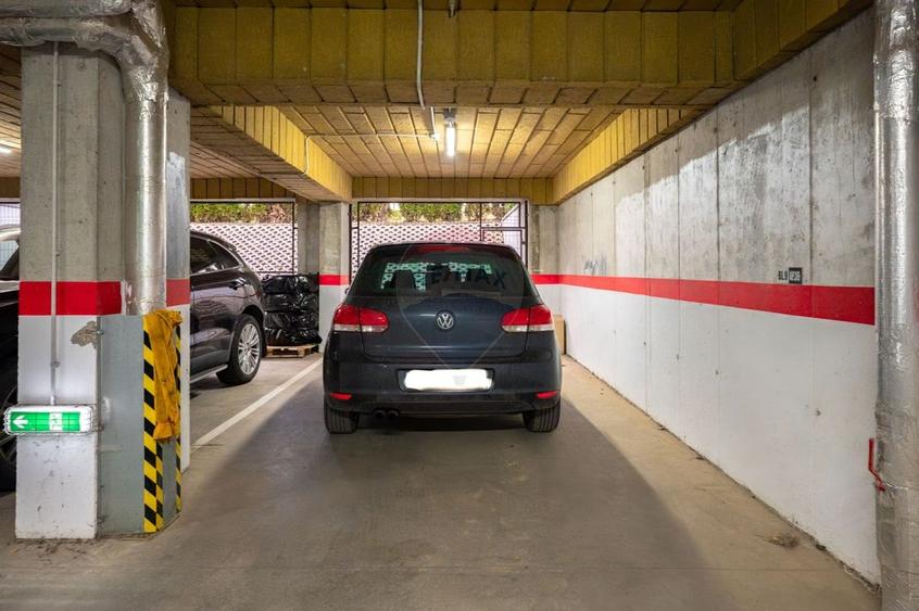 Apartament cu 2 camere,  2 băi și parcare subterană în Tractorul - 10
