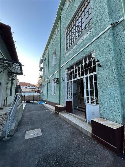 Cladire ultracentrala 1966 mp | consolidata | teren 1131 mp | Victoriei - Sfinti - 1