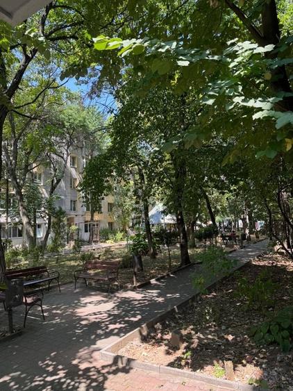 Apartament cu 2 camere nedecomandat în Central