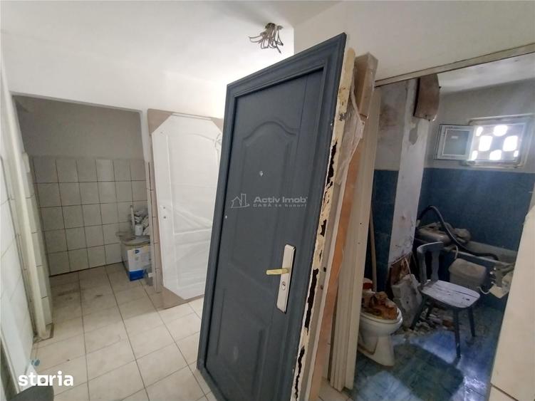 Apartament cu 2 camere semidecomandat în Central