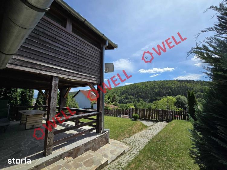 Casă cu 3 camere cu Teren 2140 Mp în Moacșa