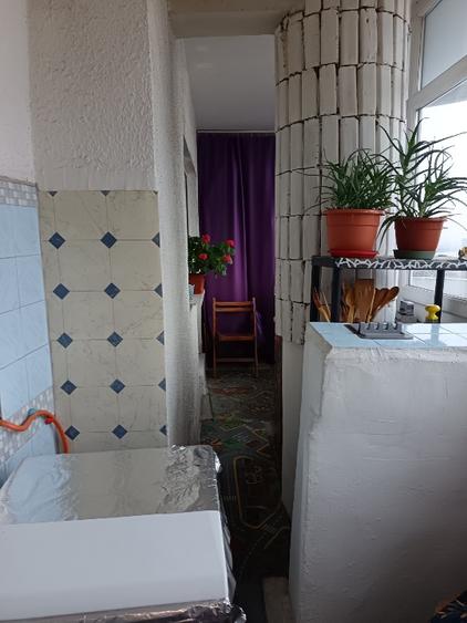 Apartament 2 cam., Fratii Golesti, Pitesti, et.4/8, an 1992, 60 mp - 6