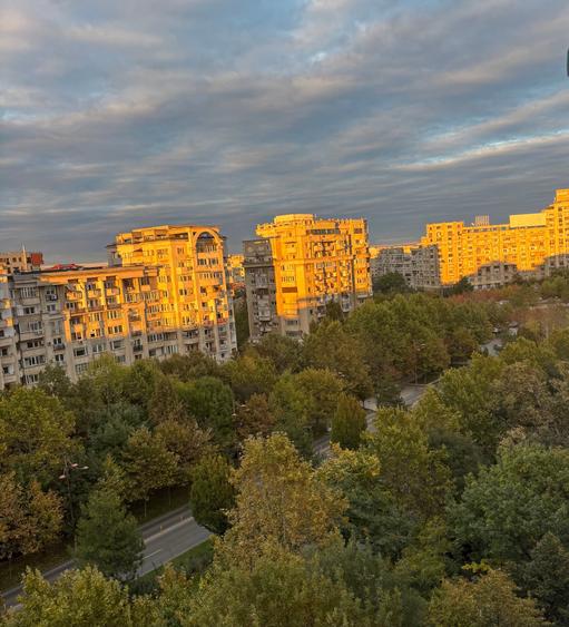 VEDERE superba Bulevardul UNIRII,ap cu suprafata generoasa 75 mp/imobil monoliT - 3