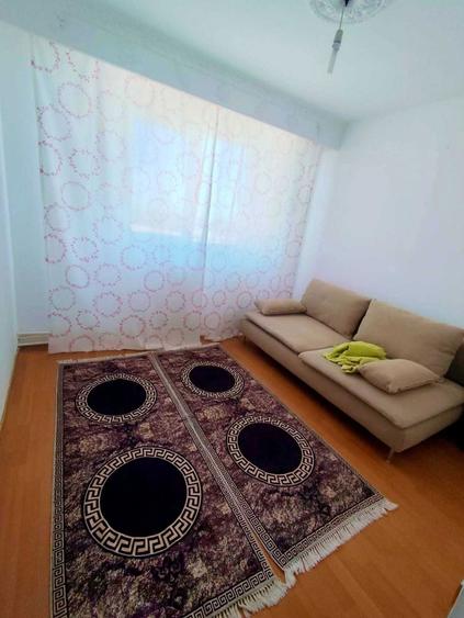Apartament de vanzare - 3