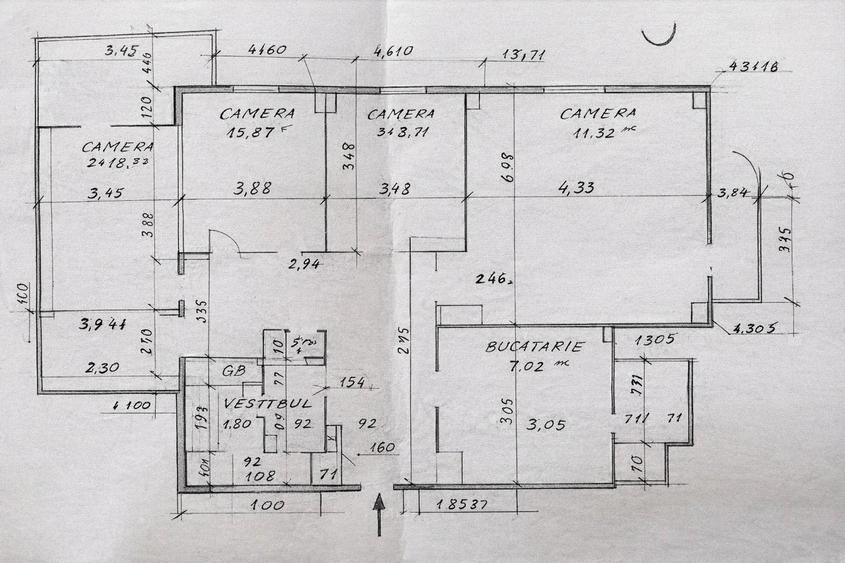 Apartament cu 4 camere decomandate, confort sporit, 105mp, etaj intermediar, finisat, mobilat si uti - 1