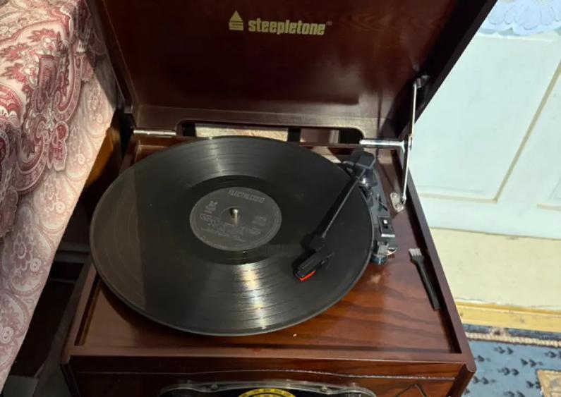 Vand teren intravilan Budesti Faurecia/Poligon - 1