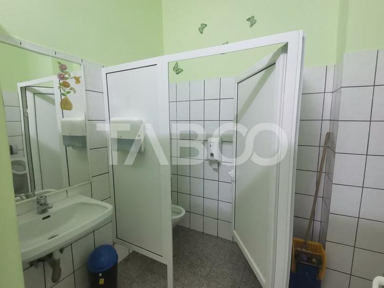 Spațiu comercial, de 800 mp, în Orașul de Jos