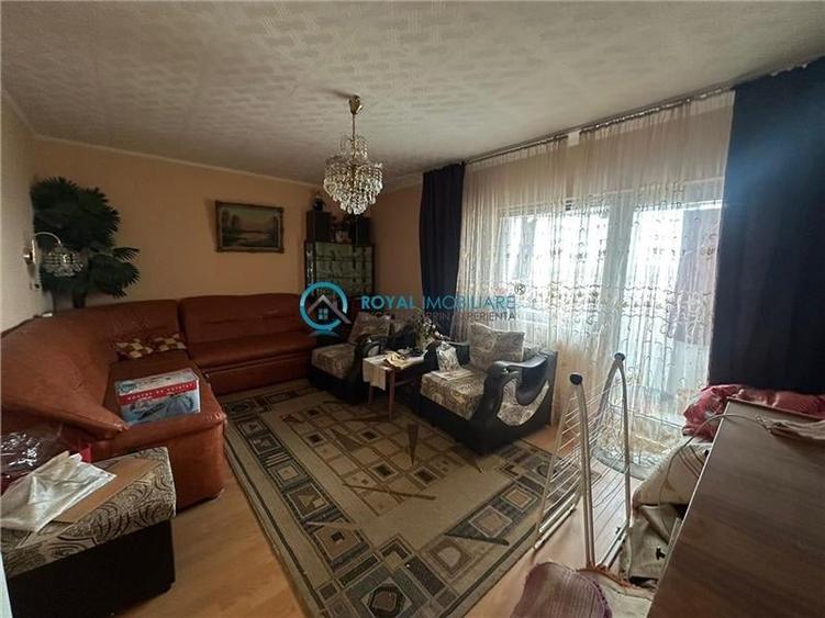 Royal Imobiliare - Vanzare apartament 4 camere zona Eroilor - 1