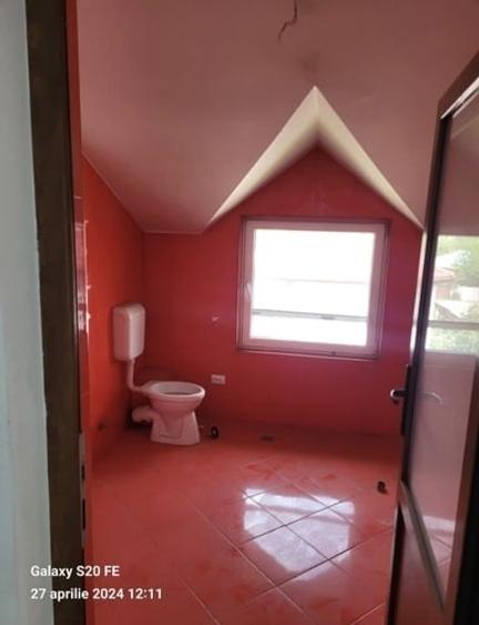 Chitila Centru ,Vila 6 camere - 10