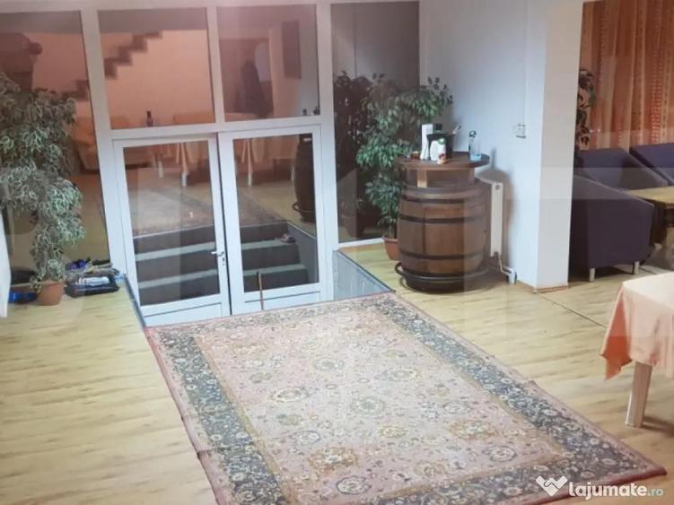 Oportunitate !!!! Cabana 360 mp, teren 840 mp, Moroeni - 8