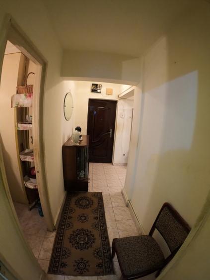 Trei camere la etajul 3/4, decomandat, izolat termic - 2