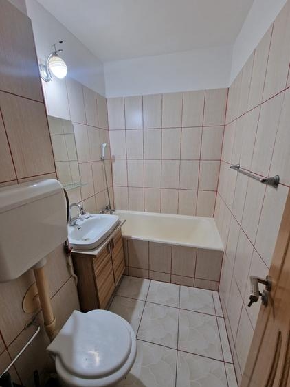 Titan Policlinica - 10