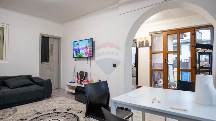 Vanzare casă individuala 4 camere, curte, Chitila -3 minute de scoala - 6