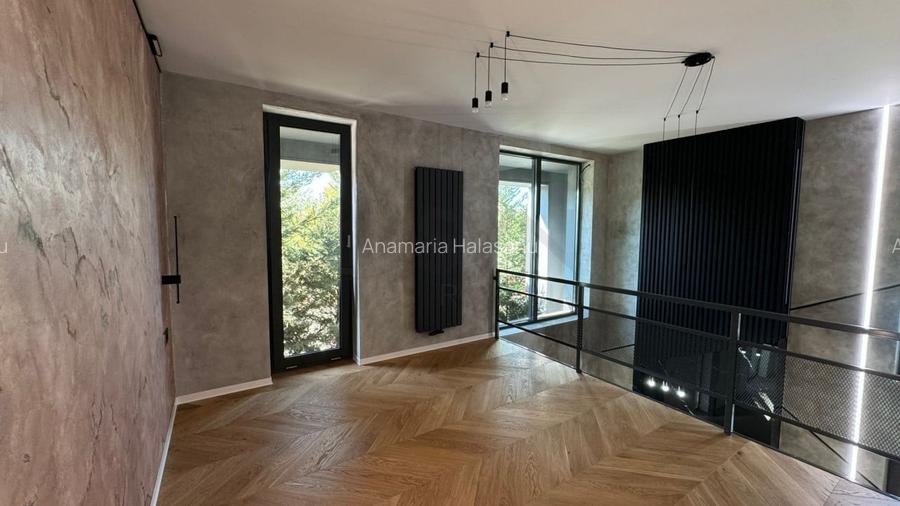 REA1021482 Loft de 3 Camere cu loc de parcare inclus