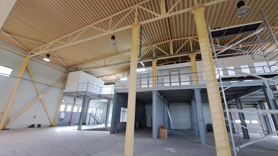 HALA DEPOZITARE CU ETAJ PARTIAL PENTRU BIROURI AMPLASAMENT: OTOPENI - 47